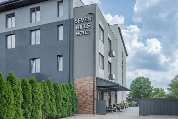 Seven Hills Hotel 1