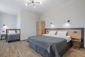 Отель Seven Hills Hotel. Люкс трехместный  4